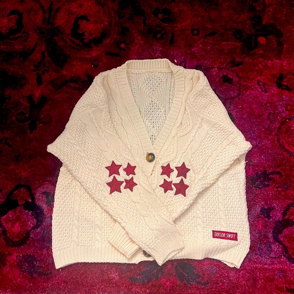 NWT Taylor Swift “Red” Sweater M/L - Picture 1 of 6